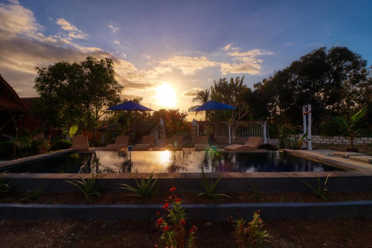 Kira Cottages Sakti Exterior foto